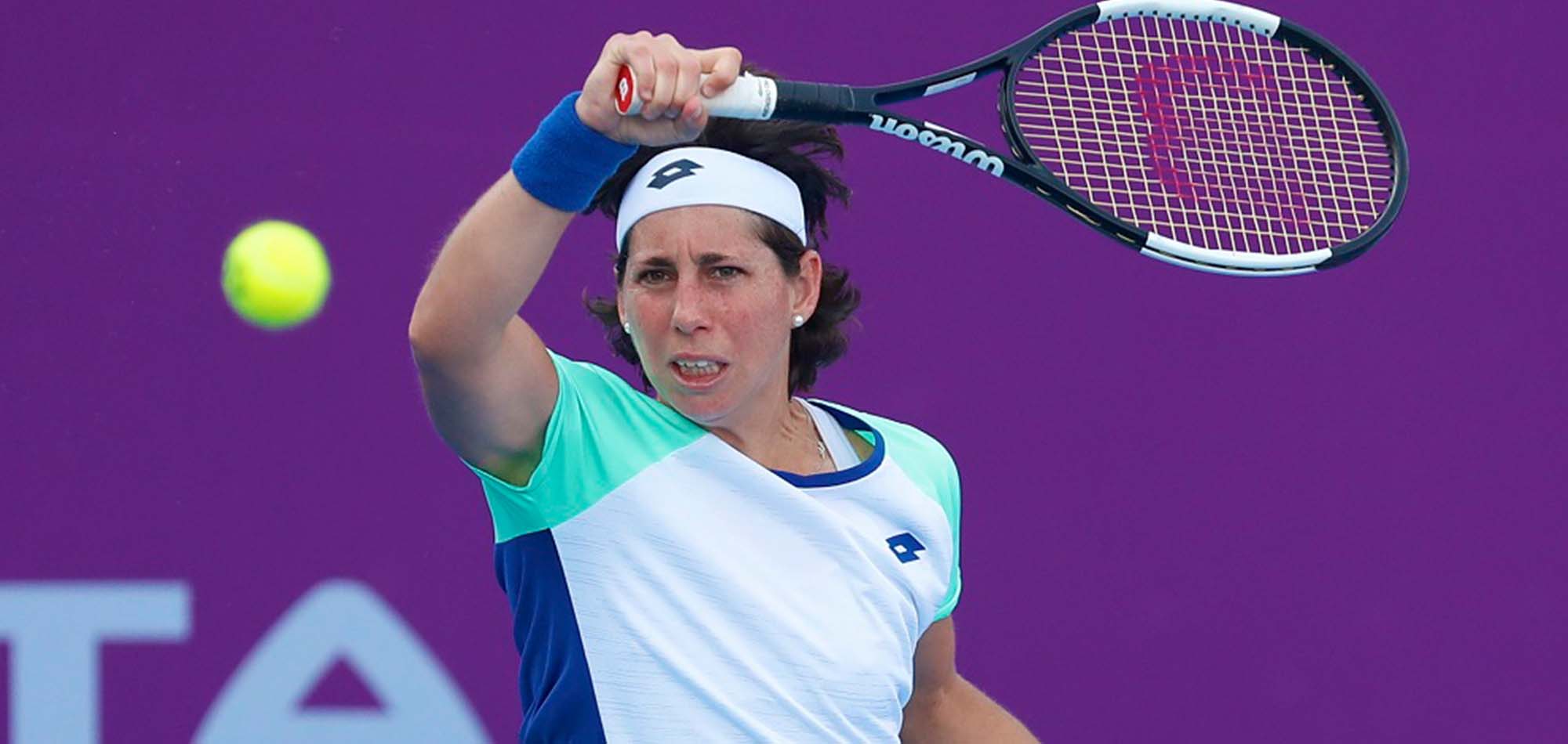 Suarez Navarro sets up Kvitova clash