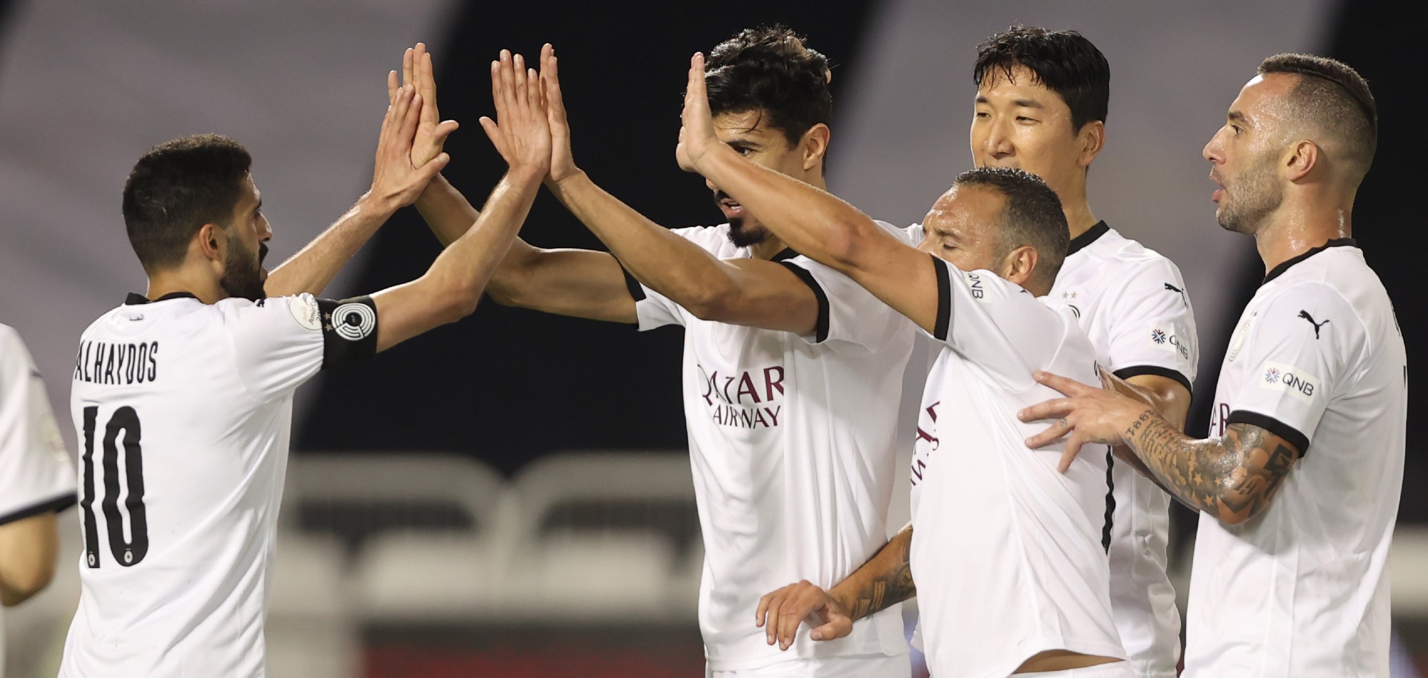 Al Sadd  dominated Al Arabi 3-0 for a 27th Amir Cup finals appearance