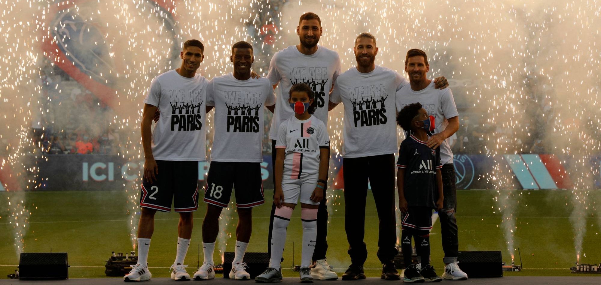 Messi Presented to Fans as PSG win