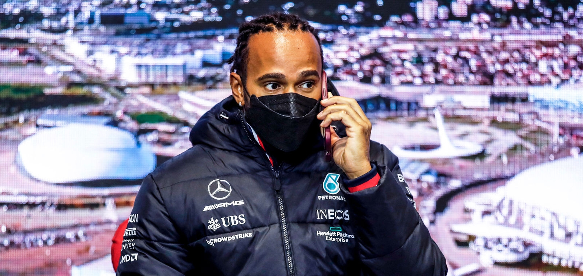 Hamilton, Verstappen renew bruising F1 title fight in Russia