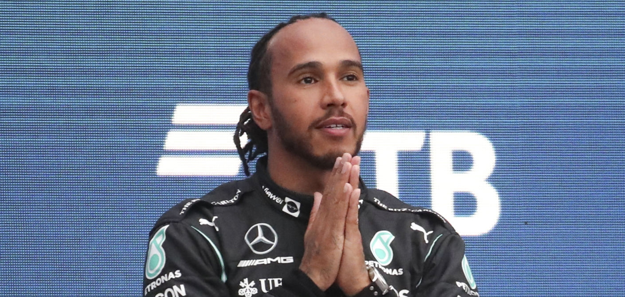 Hamilton wins 100th F1 race to take lead over Verstappen
