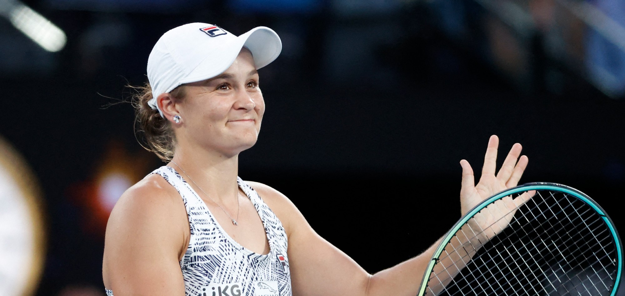 Barty fends off Anisimova to reach Australian Open quarter-finals