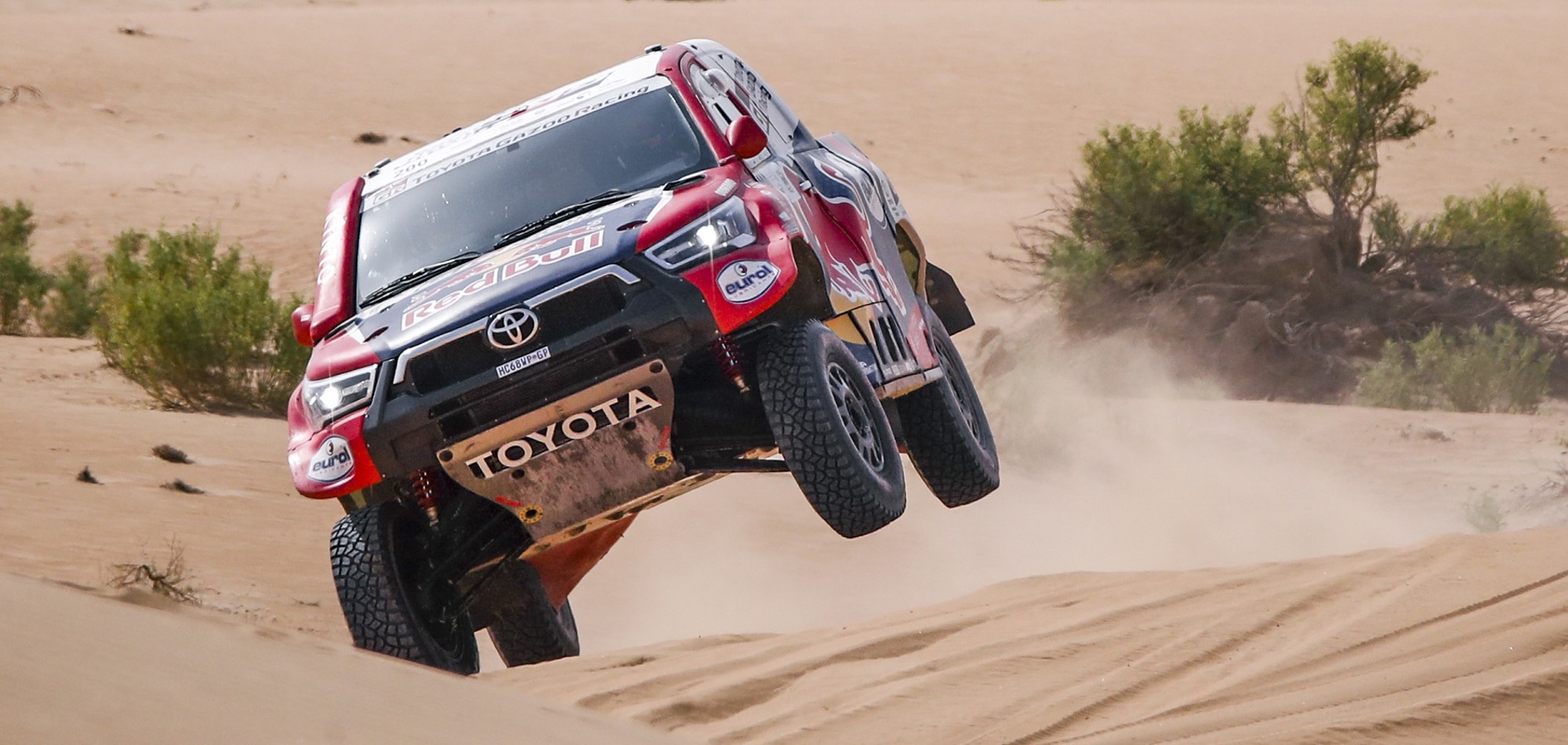 Al Attiyah Hopes to Compensate for First Stage loss in Abu Dhabi Desert Rally