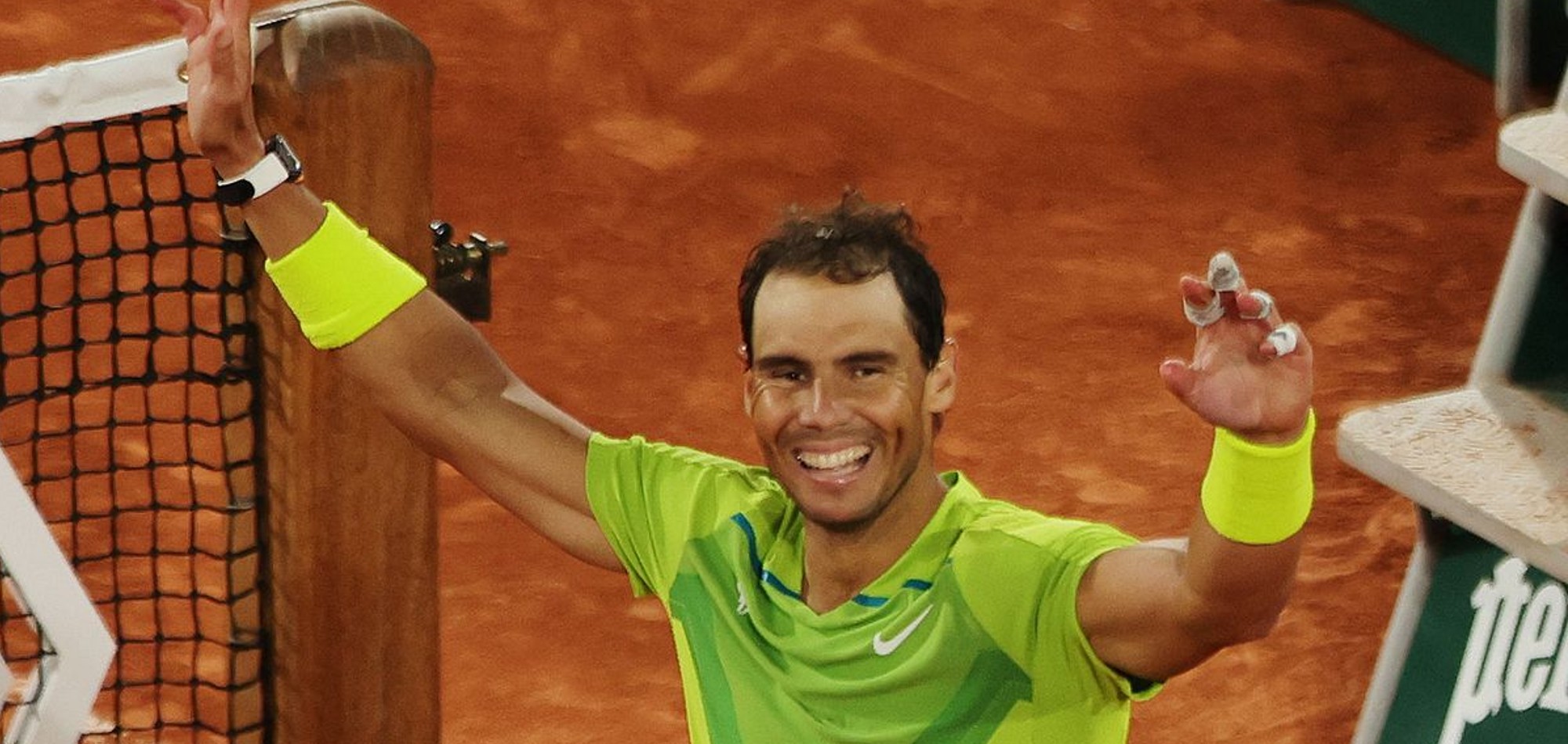 Nadal beats Djokovic in epic clash to reach French Open semi-finals