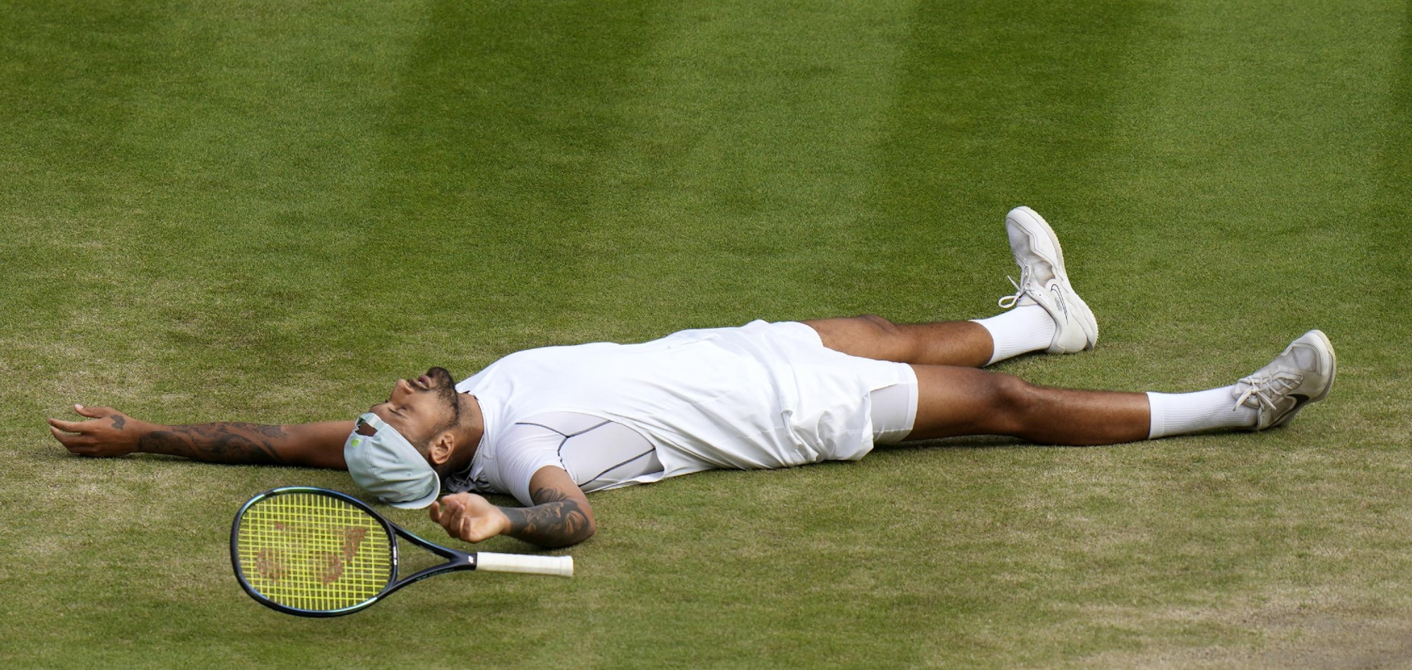 Nick Kyrgios reaches 1st Grand Slam semifinal at Wimbledon