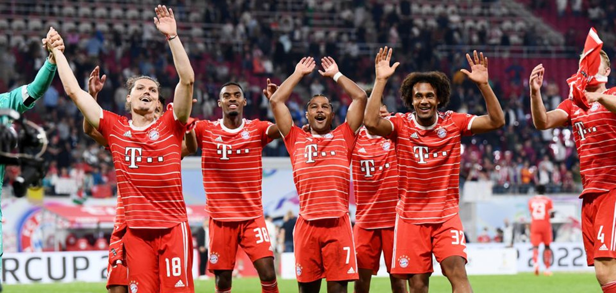 Rivals desperate to break Bayern
