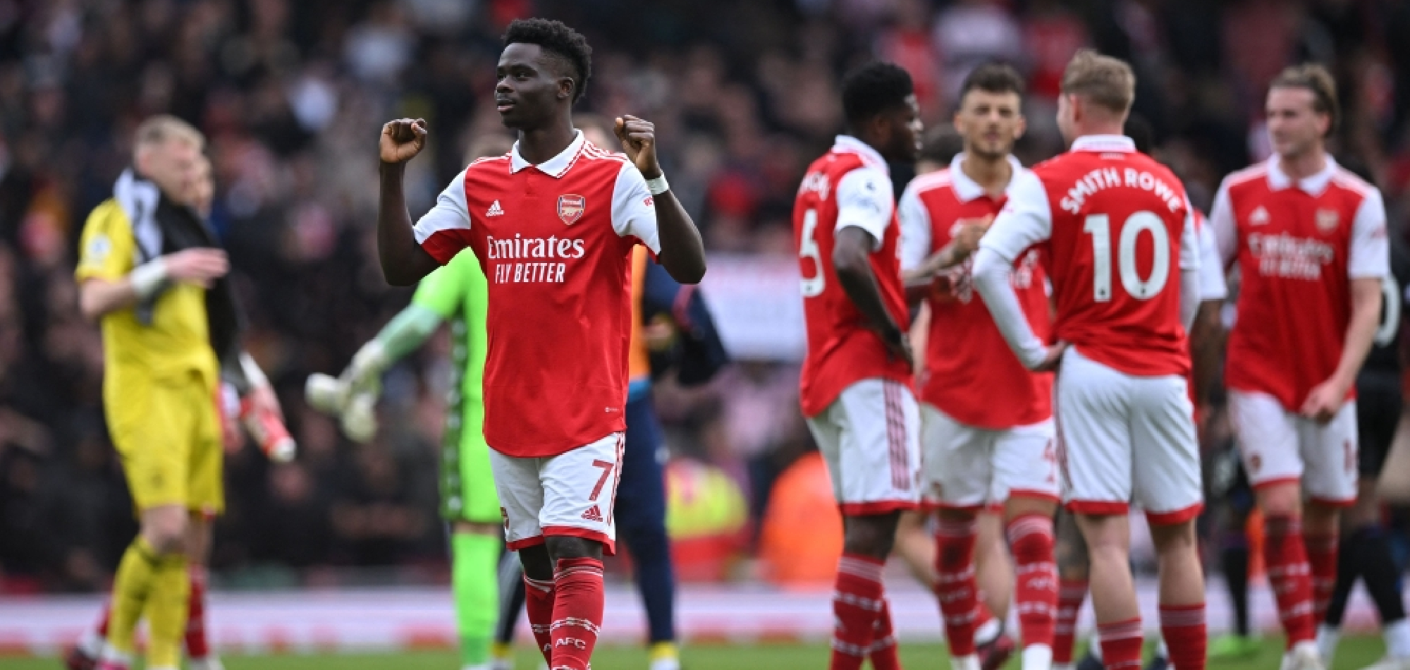 Saka stars as rampant Arsenal move eight points clear
