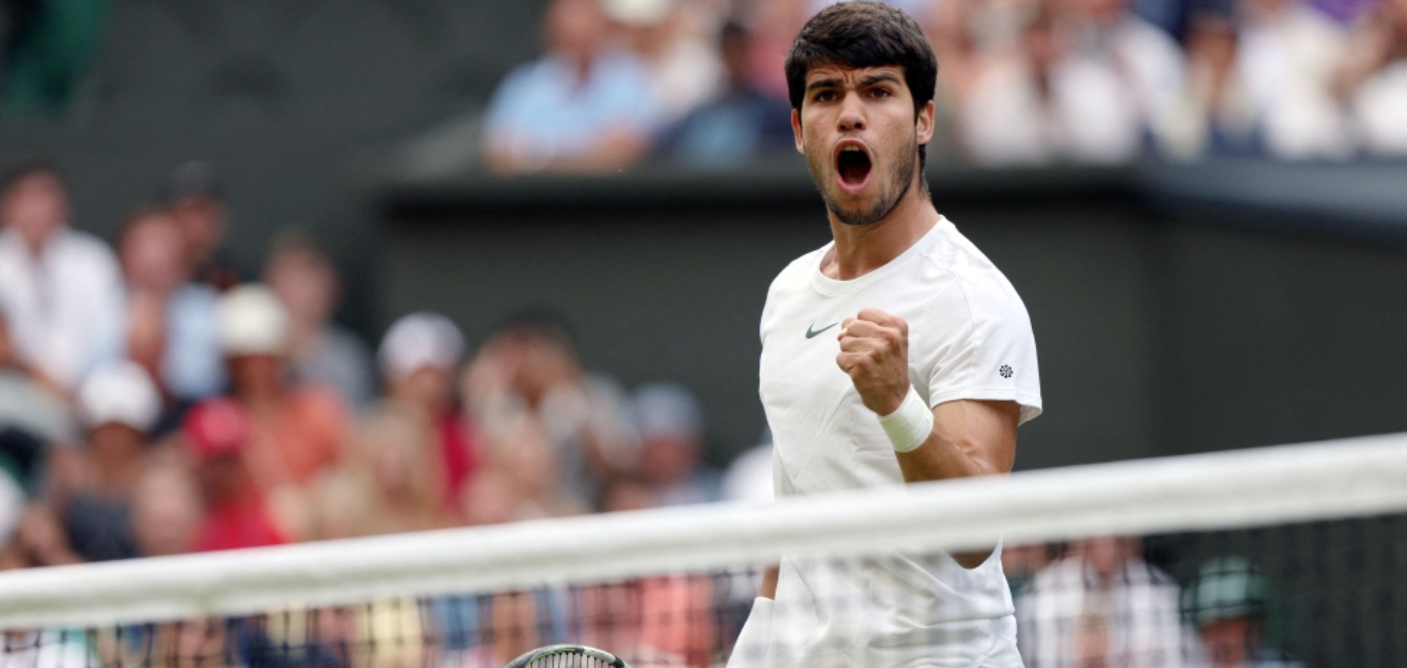 Alcaraz takes next step in bid for Wimbledon glory