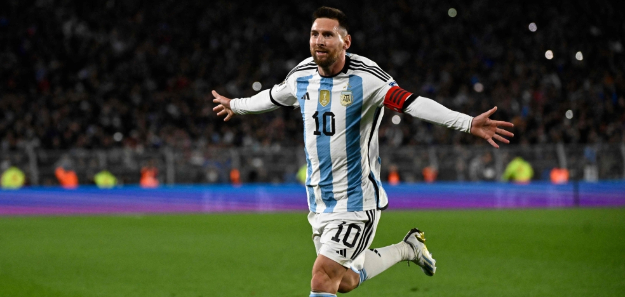 Lionel Messi nearly scores from corner kick as Argentina beat Paraguay in  WCQ