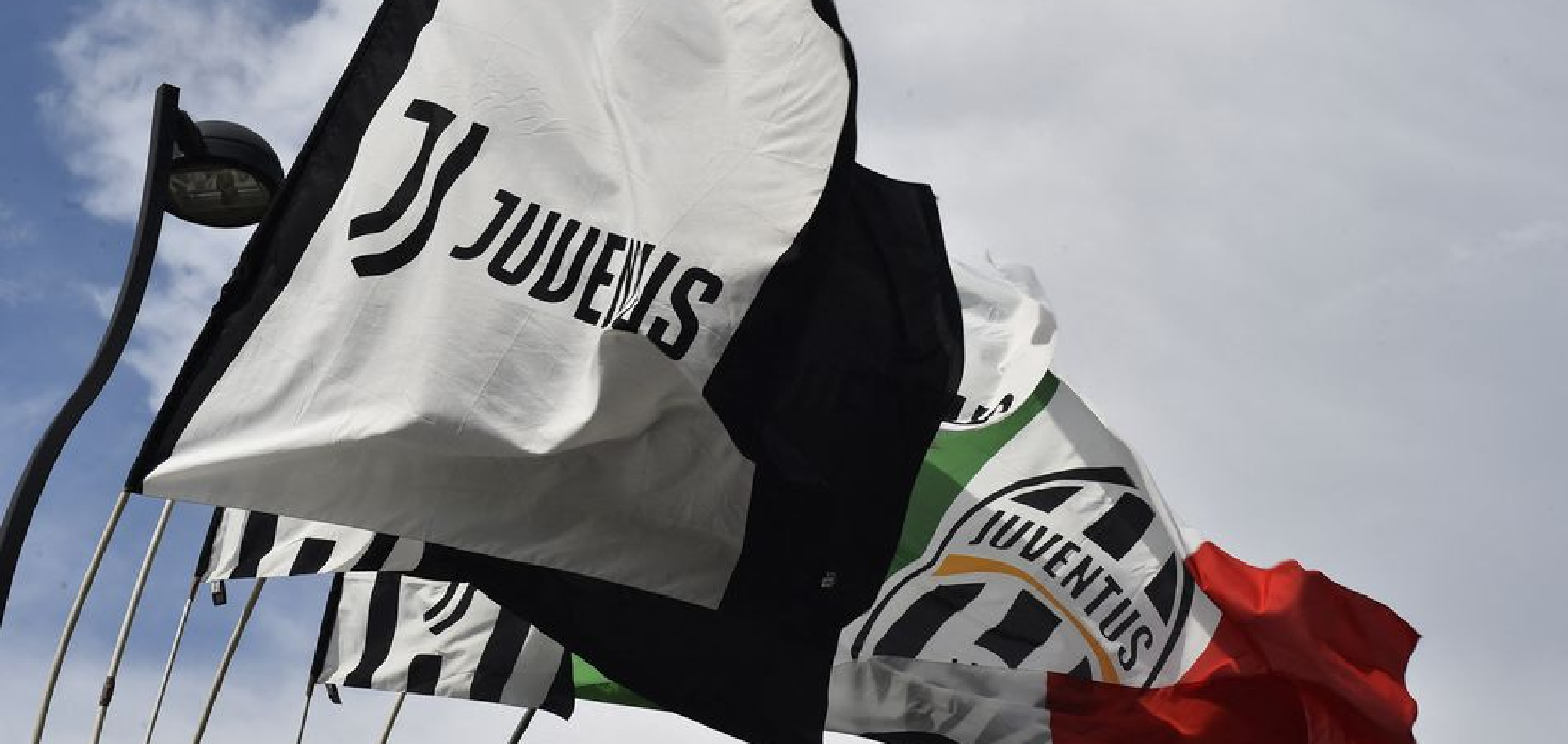 Juventus shares rise despite parent Exor denying sale plans