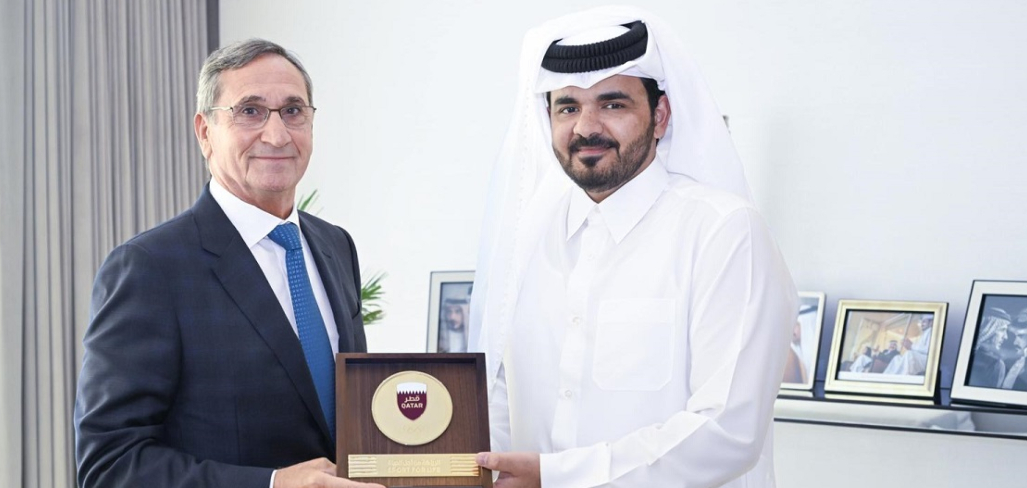 Sheikh Joaan meets with former team Qatar handball coach