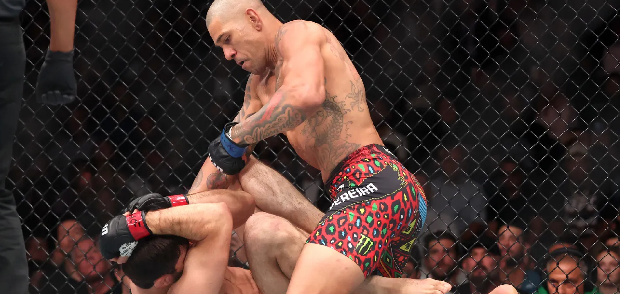 Alex Pereira Reclaims Light Heavyweight Crown in Explosive 80-Second Finish