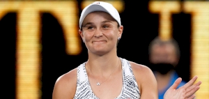 Collins stands between Barty and the end of Australia's title drought