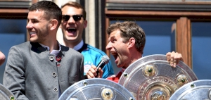 Bayern celebrates Bundesliga title but left wishing for more