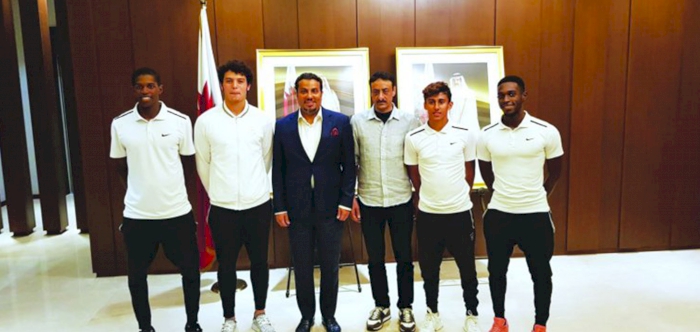 QATAR’S AMBASSADOR TO SINGAPORE HOSTS DINNER BANQUET FOR TENNIS TEAM