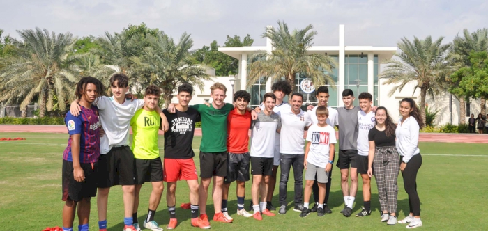 Xavi Hernández visits Tamreen student leaders at the American School of Doha