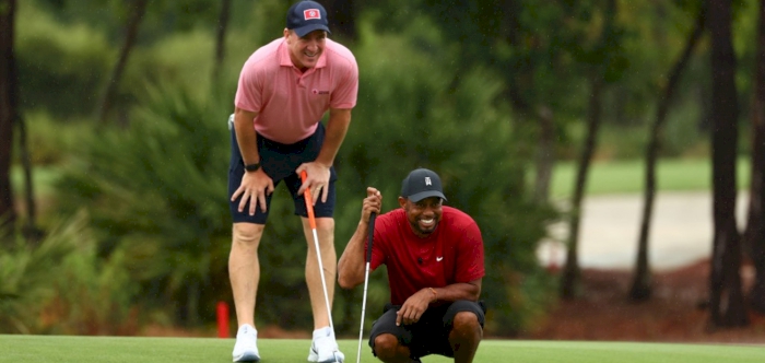 Woods and Manning beat Mickelson and Brady in charity match