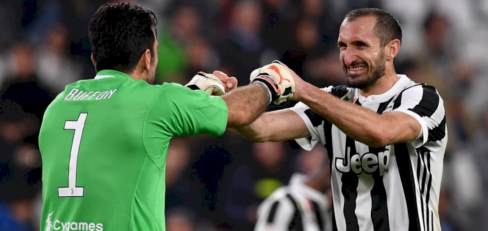 Buffon and Chiellini Extend Juventus Contracts until 2021