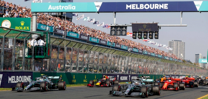 Australian Grand Prix: Formula 1 race and Moto GP round called off