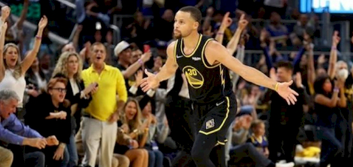 NBA play-offs: Stephen Curry returns as Golden State Warriors beat Denver Nuggets in game one