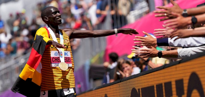 Cheptegei retains world 10,000 title and eyes distance double