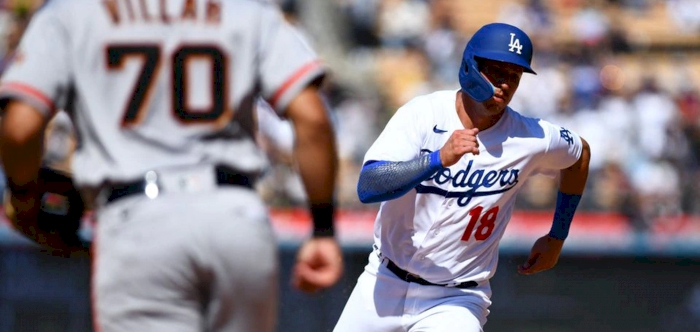 MLB roundup: Dodgers sweep Giants for 8th straight victory