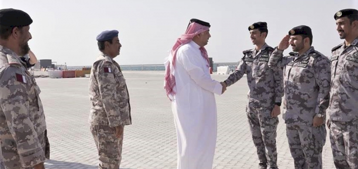 Deputy PM inspects readiness of Amiri Naval Forces to secure Qatar 2022