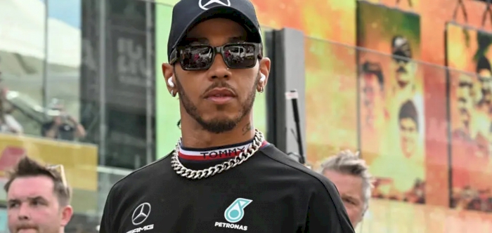 HAMILTON STARTS NEGOTIATIONS OVER NEW DEAL – MERCEDES