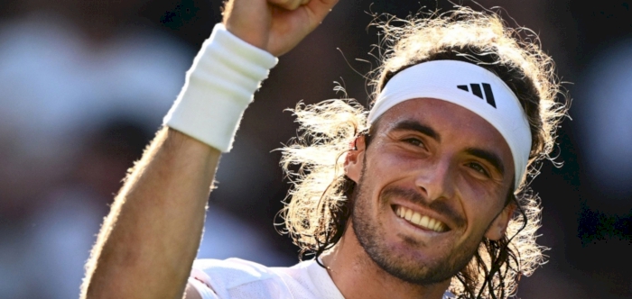 Tsitsipas ends Murray