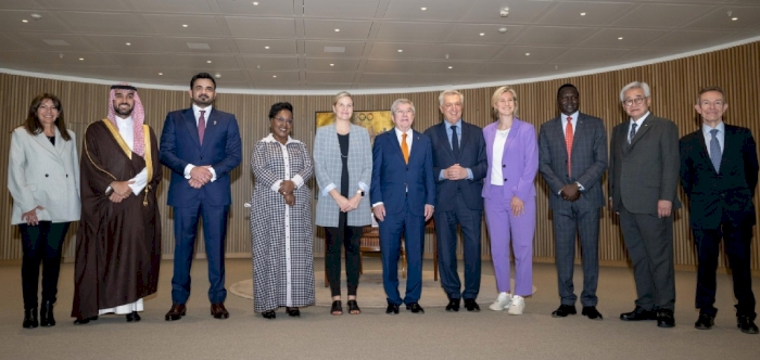 Sheikh Joaan attends Olympic Refuge Foundation board meeting