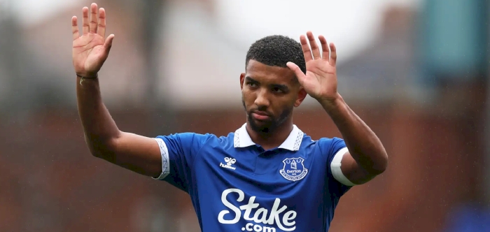 Al Gharafa sign Mason Holgate from Everton